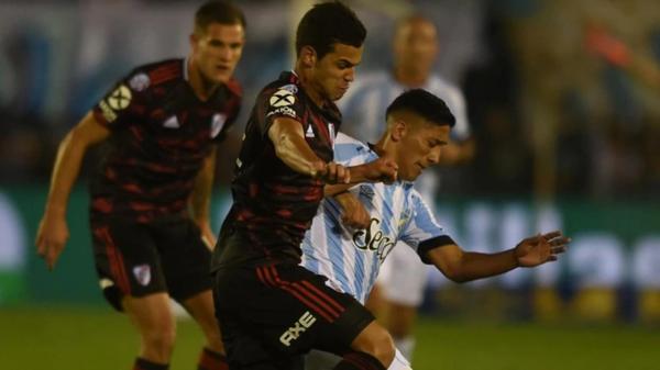 Resultado de imagen para GANO ATLETICO TUCUMAN A RIVER